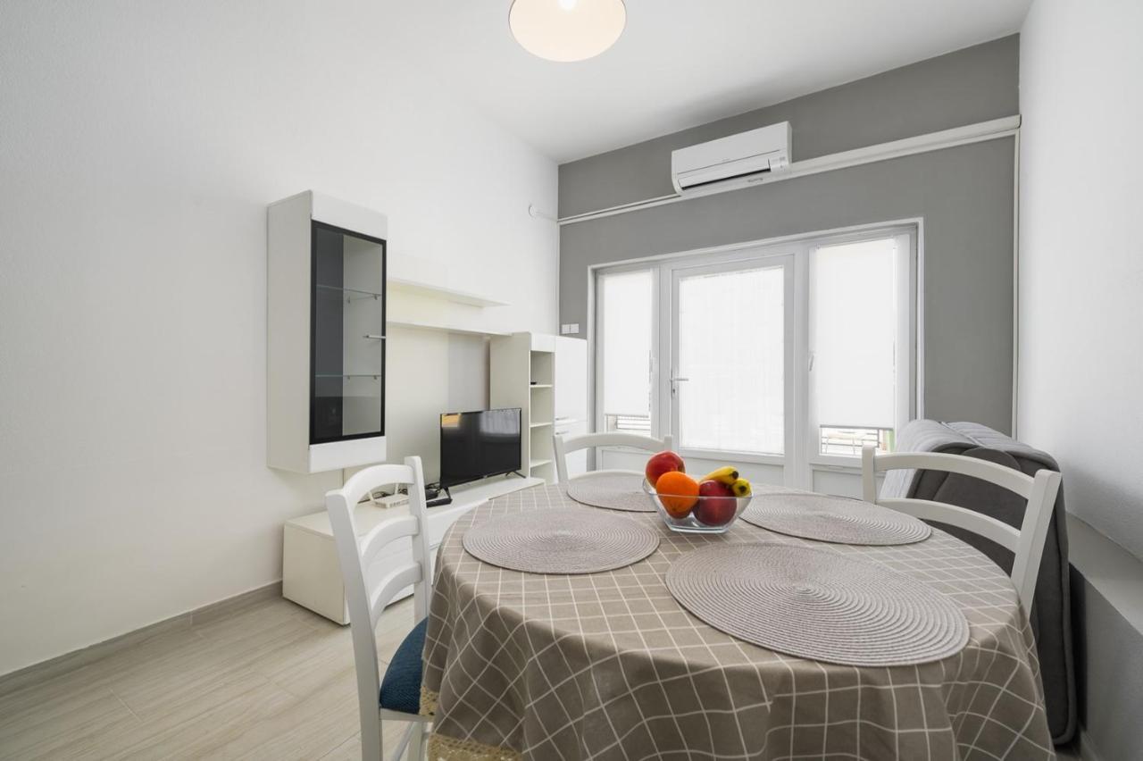 House With Apartments Mila Умаг Екстер'єр фото